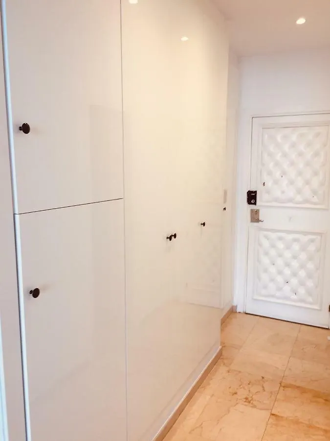 Fabulous Sea View Studio Torremolinos Appartement